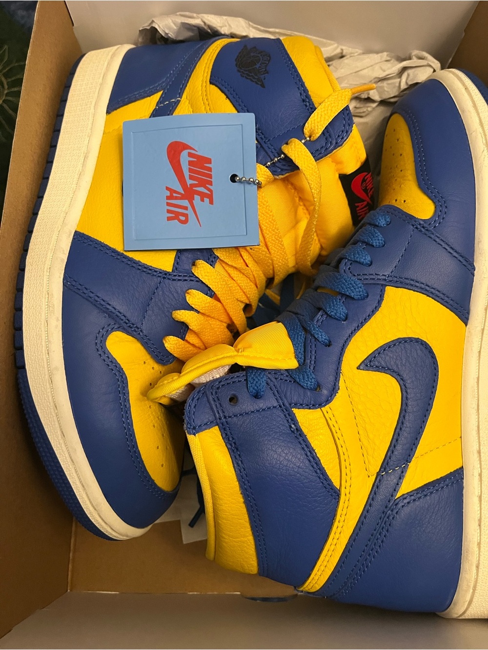 Nike Air Jordan 1 Mid - Royal Blue & Bright Yellow